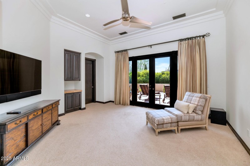 Primary sitting/ exercise room