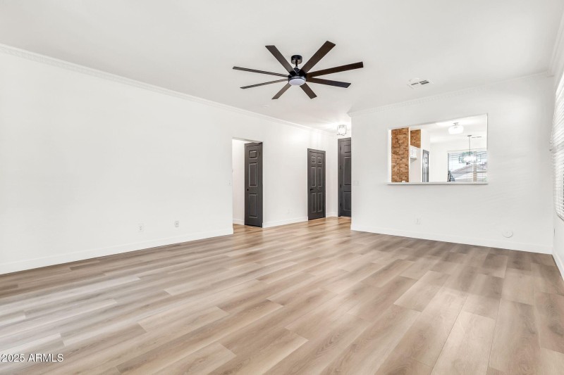 2237 W Agrarian Hills Dr-7