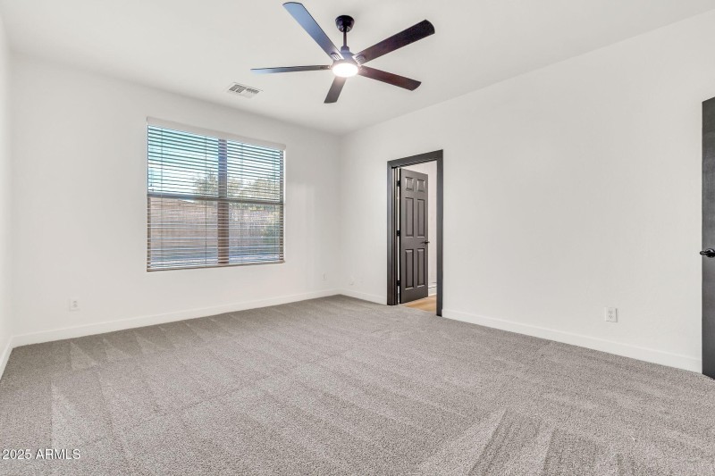 2237 W Agrarian Hills Dr-25