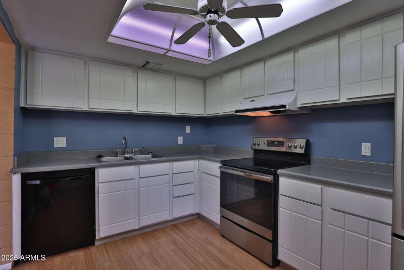 Kitchen 3