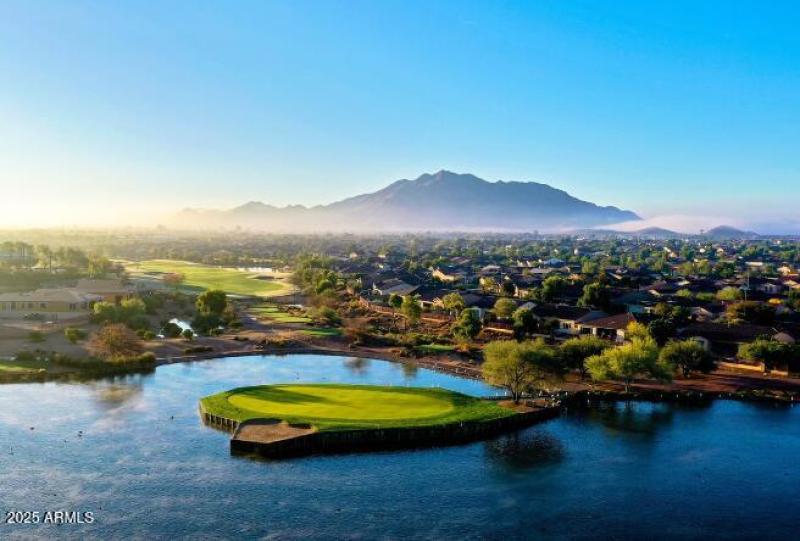 17th Island Green