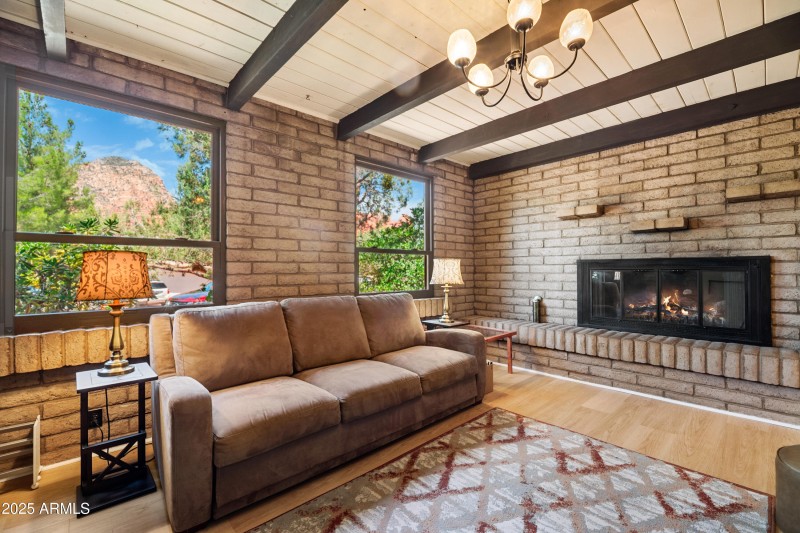 09-Living Room