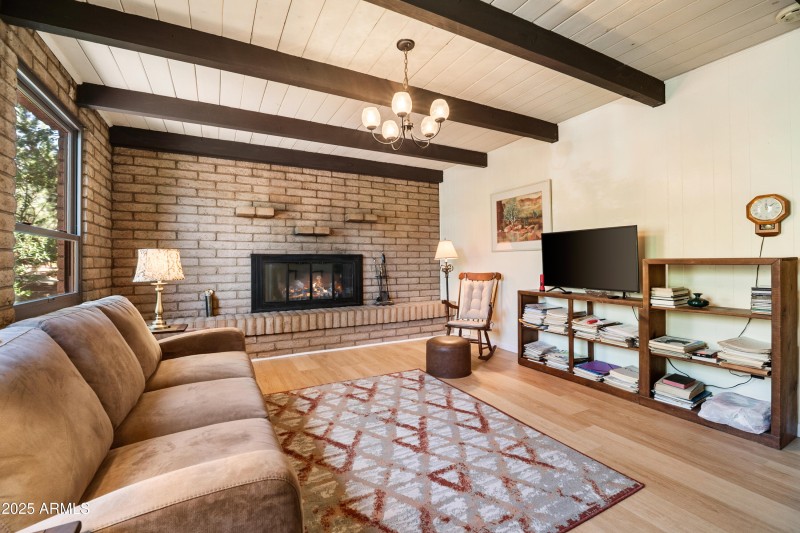 10-Living Room