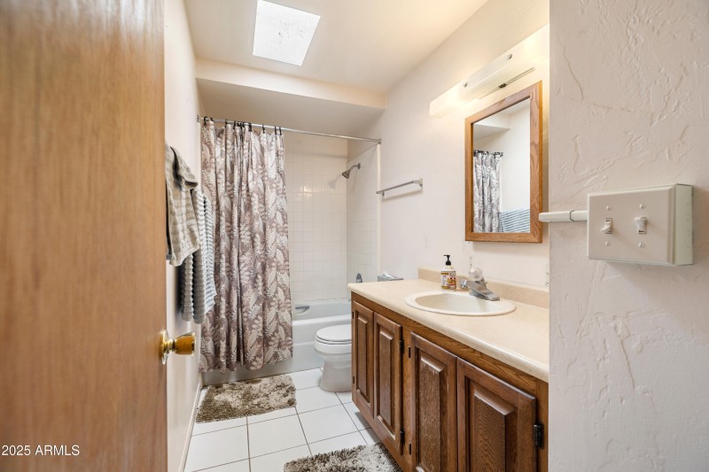 17-Bathroom