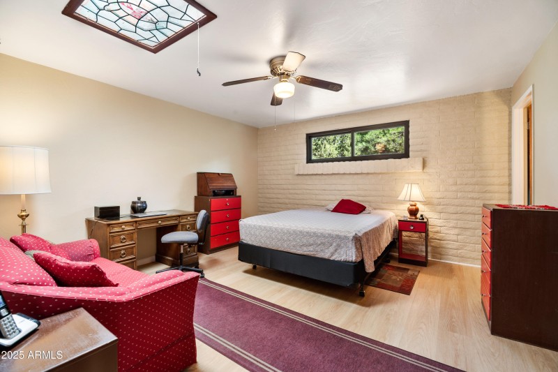 18-Bedroom