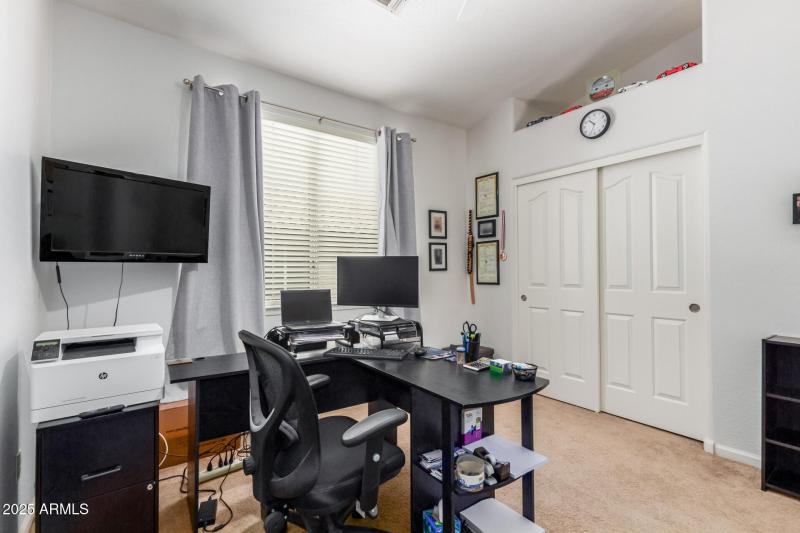 42 Hackberry