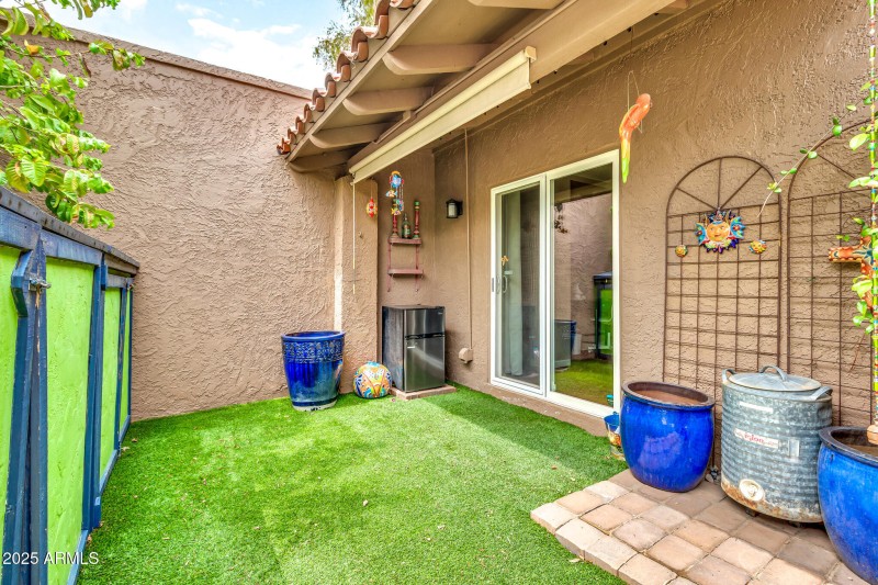 1124 E Driftwood Dr-33_(2048)