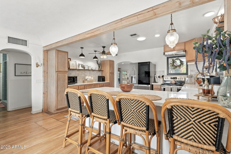 16-web-or-mls-Holly-16