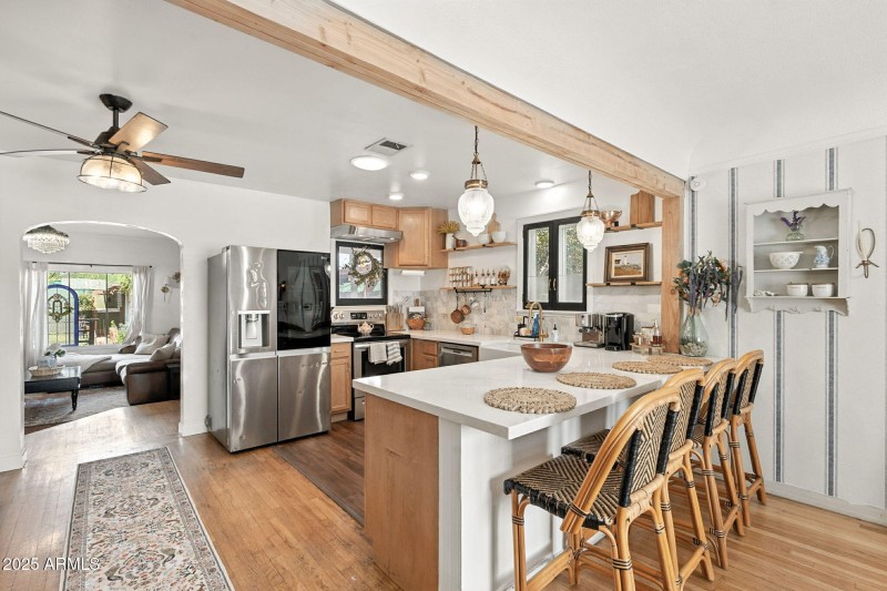 18-web-or-mls-Holly-18