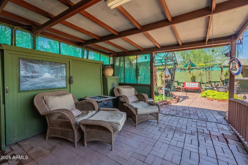 54-web-or-mls-Holly-54