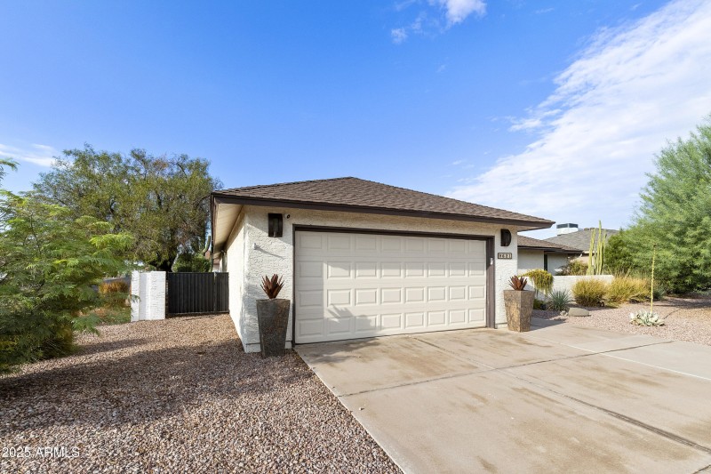 2-car plus garage