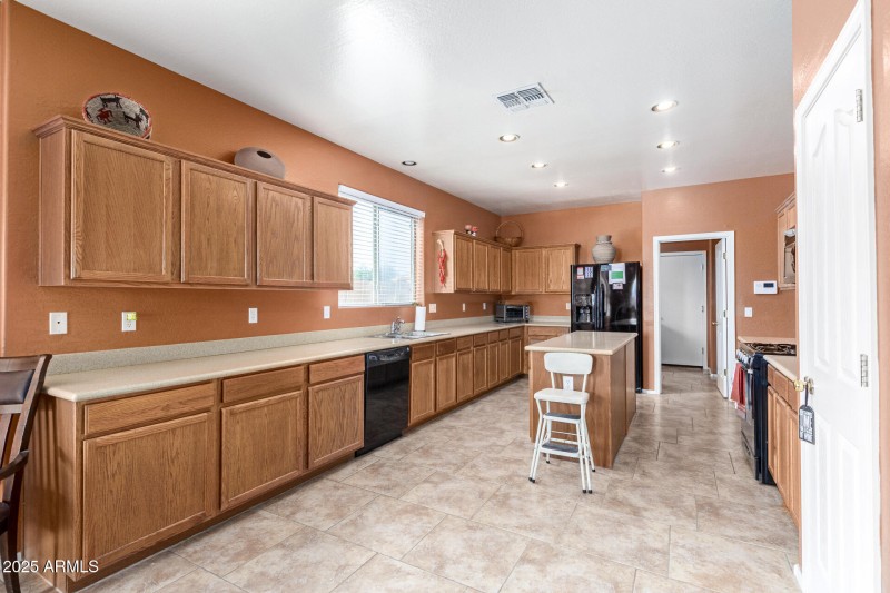 12 Kitchen