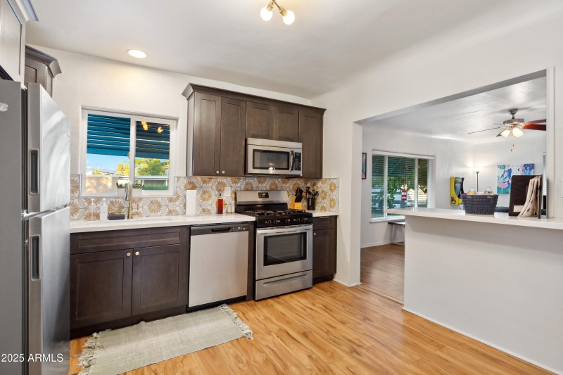 4640 N 11th Place