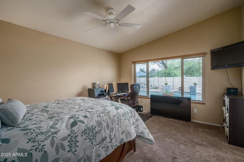 11) PRIMARY SUITE