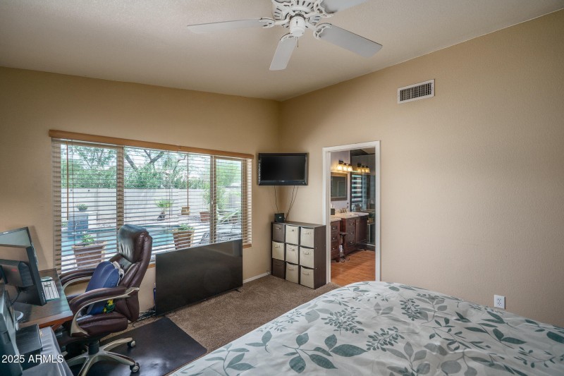 12) PRIMARY SUITE