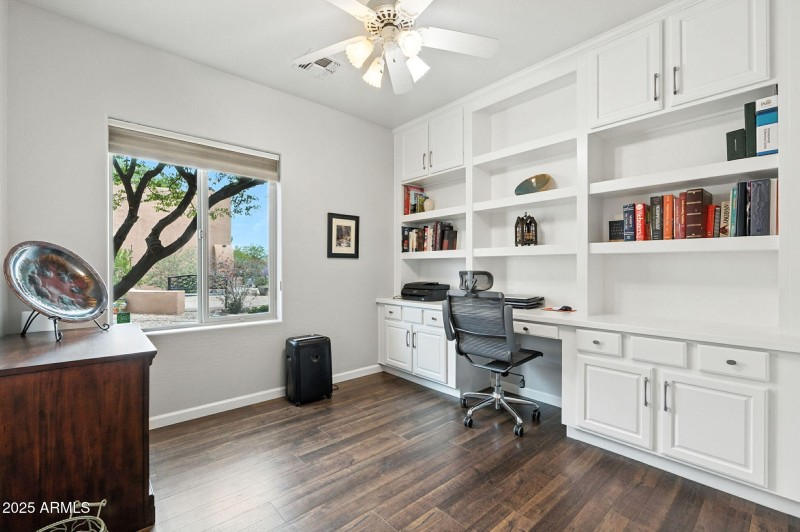 Built-in Wall Unit- Office