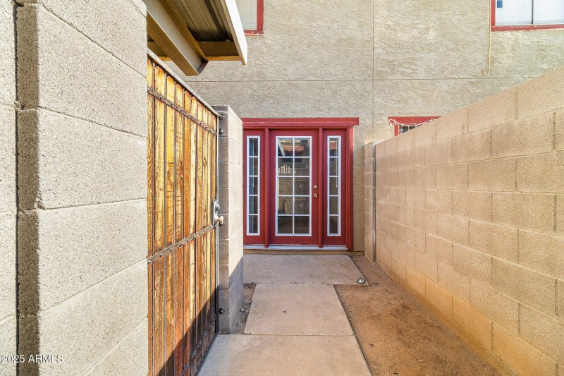 5-web-or-mls-8C9A1102