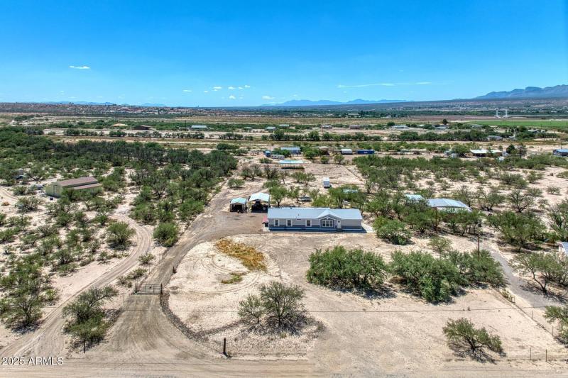 062003-1321 East Morris Lane