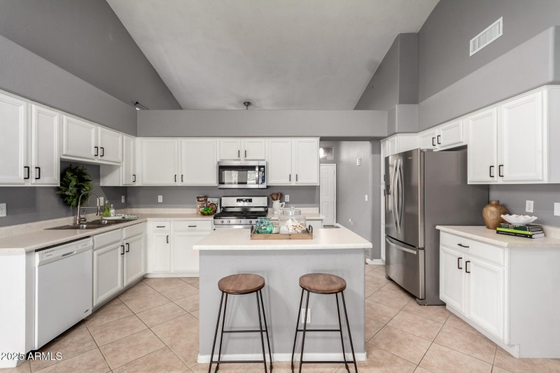 14 Rock Kitchen 1