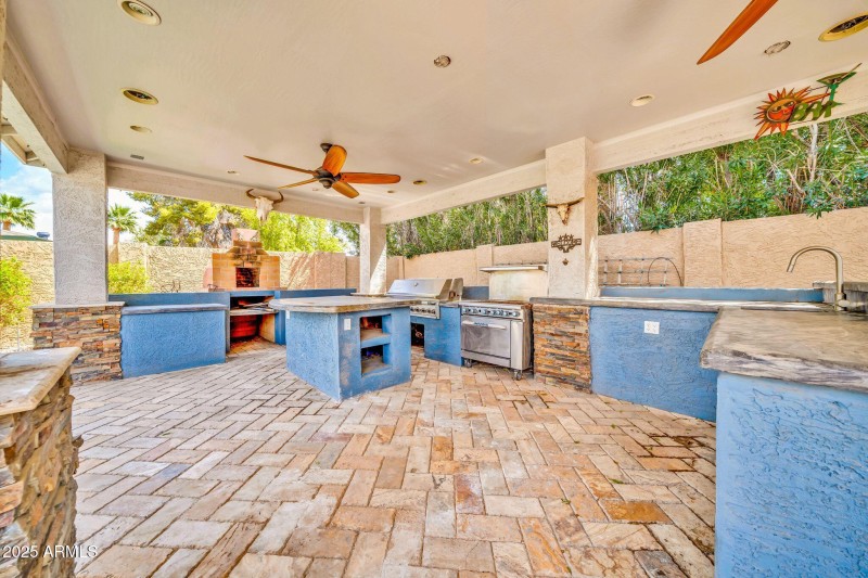 Outdoor Entertaining Area