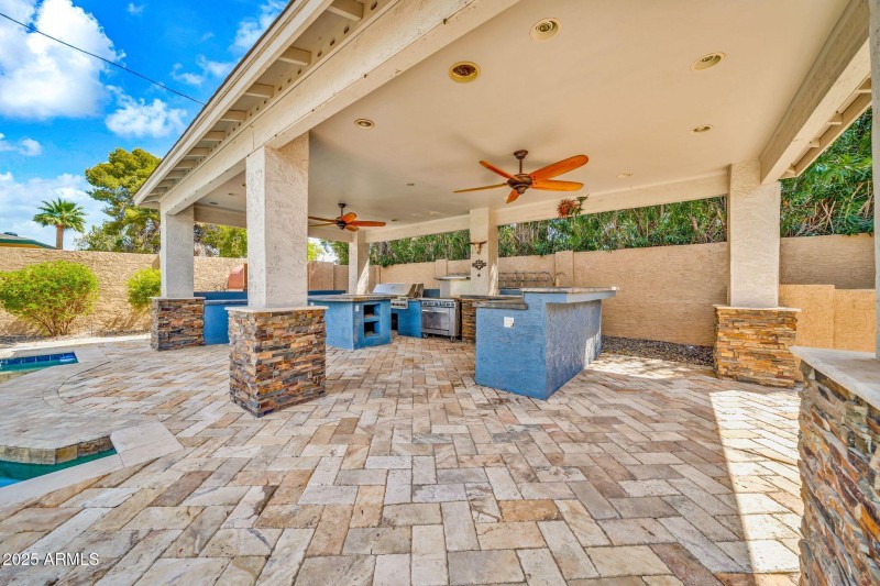Outdoor Entertaining Area
