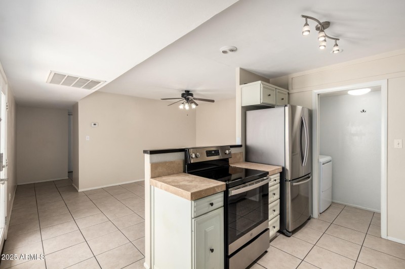 Kitchen Wide
