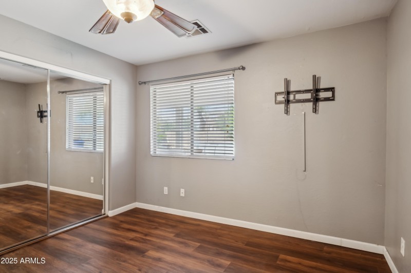 12-print-15012-w-caribbean-ln