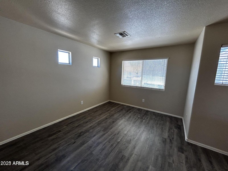 20230509163440820137000000-o