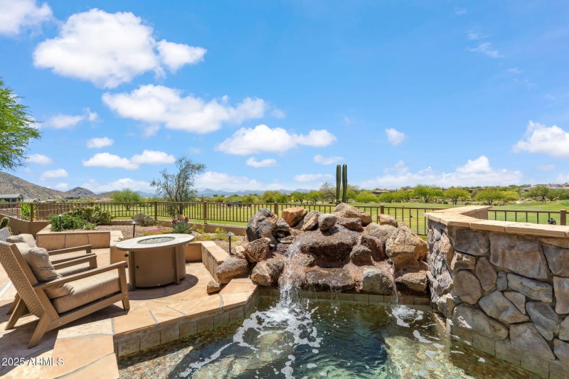 Heated spa and water feature