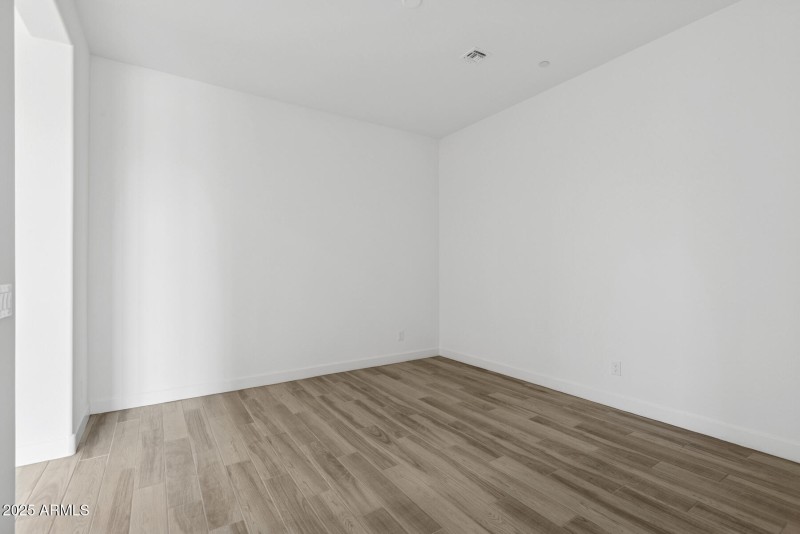Homesite3095-020