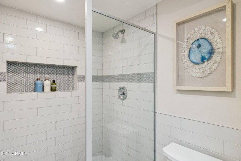 26-web-or-mls-16213-n-63rd-pl