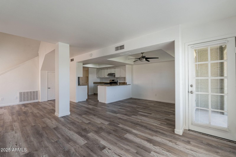 9-web-or-mls-Desiree-9