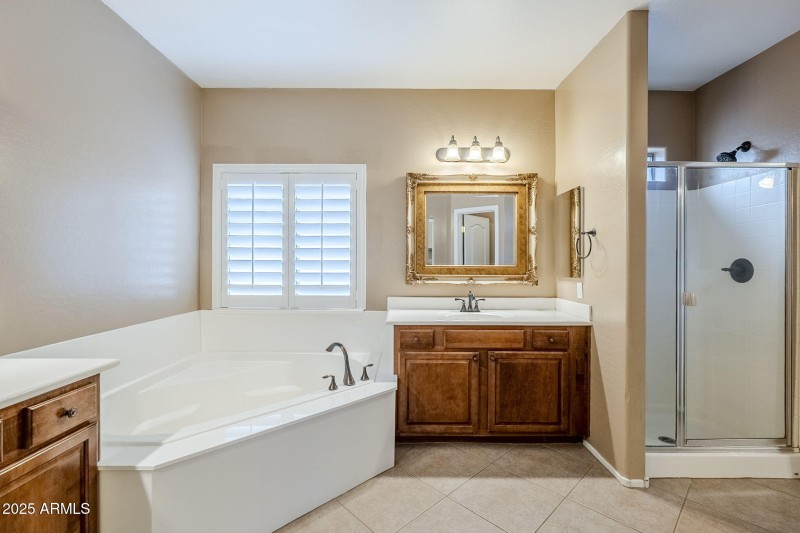 30-web-or-mls-Claxton-30