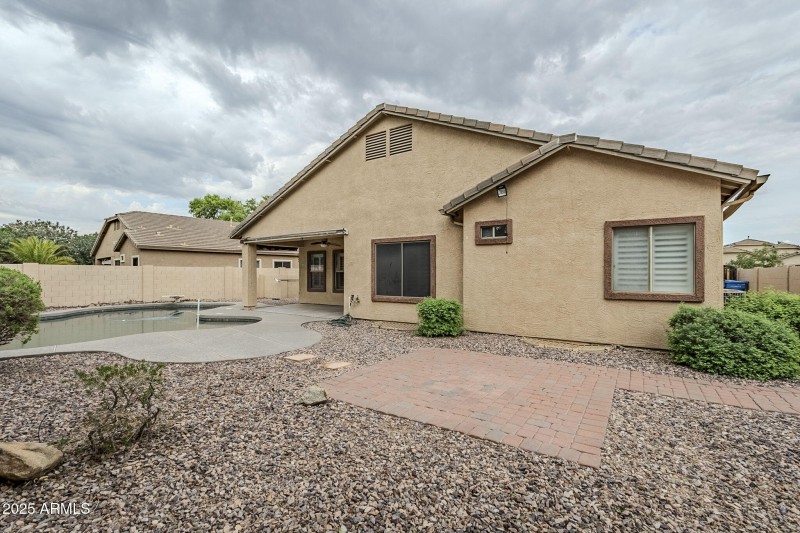 65-web-or-mls-Claxton-65