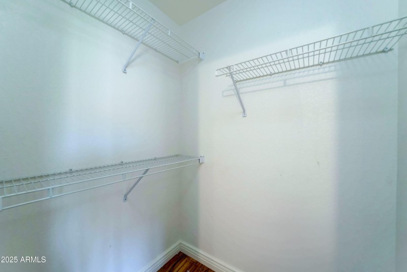 3450 E Glenhaven Dr-32