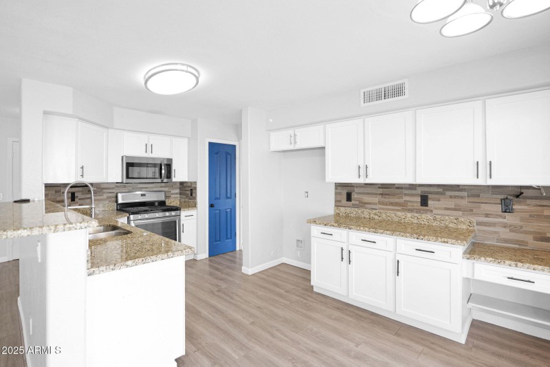 11-web-or-mls-P1292017