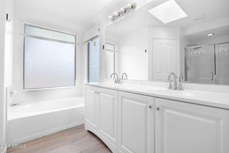 21-web-or-mls-P1292032