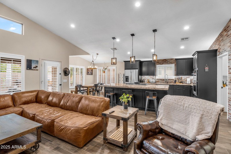 10-web-or-mls-Washington-11