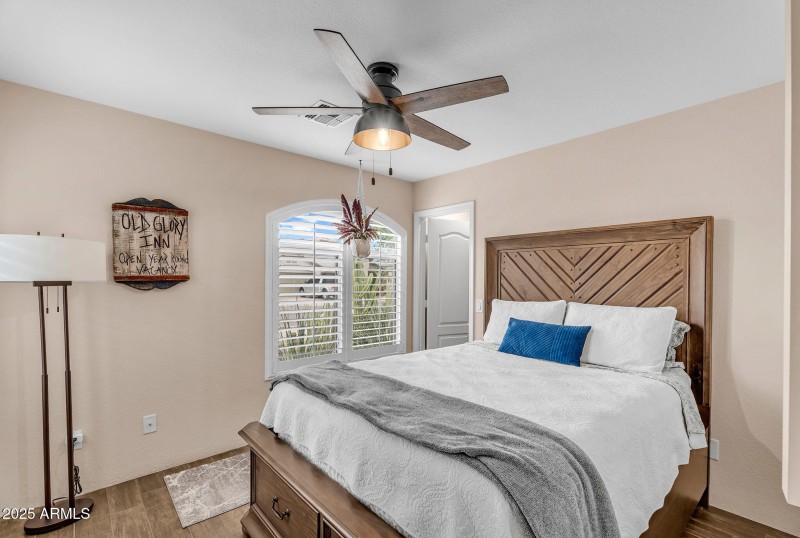 31-web-or-mls-Washington-37