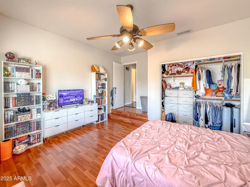 IMG_4845-topaz-denoise-sharpen