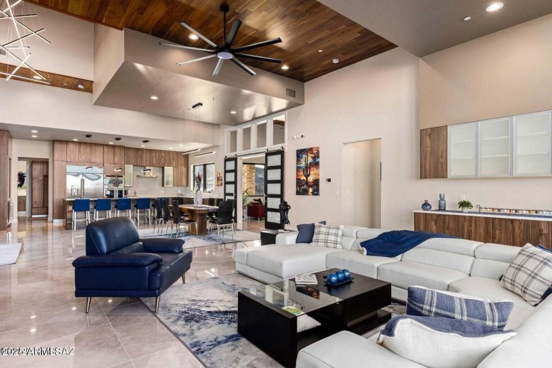 5901 W El Camino del Cerro