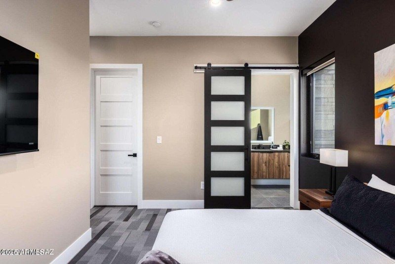 5901 W El Camino del Cerro