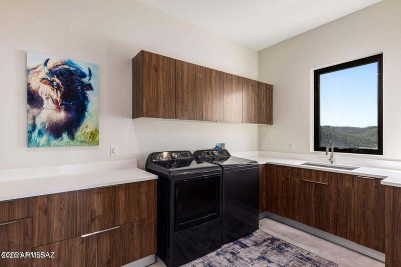 5901 W El Camino del Cerro