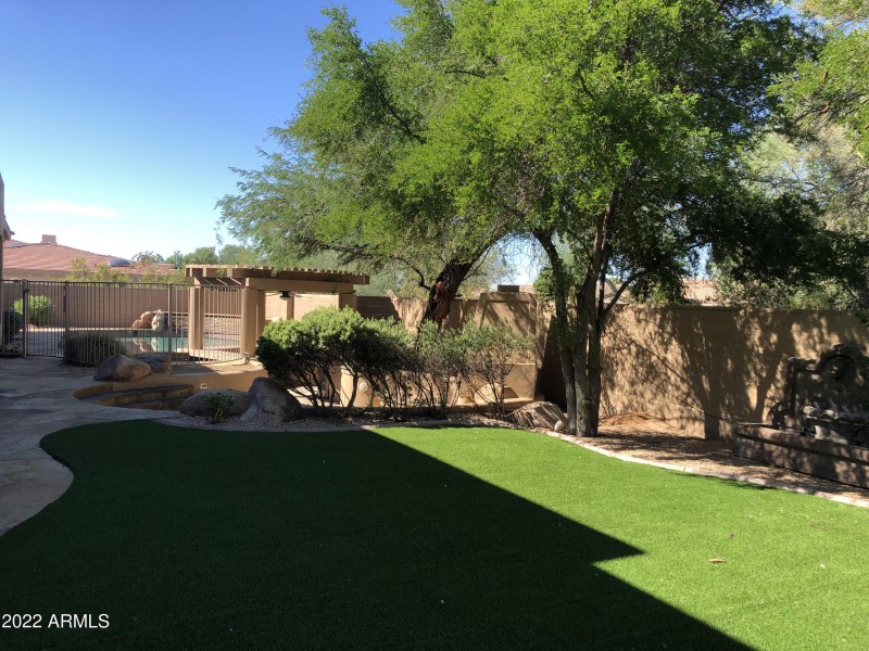 92C95819-F0C0-4B04-AEC6-94AC7C6BFF95