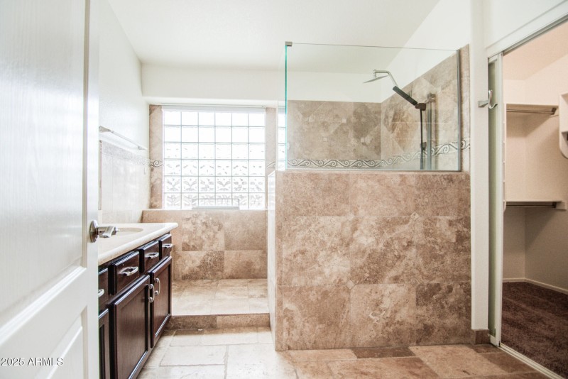 MASTER BATH 3
