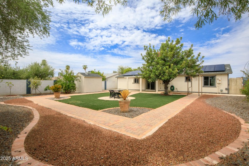 14219 N 39th Way-27