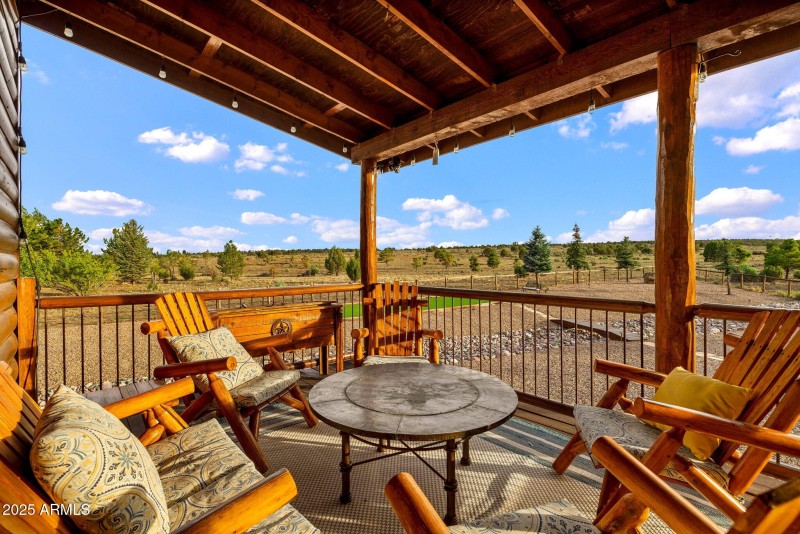 BACK DECK