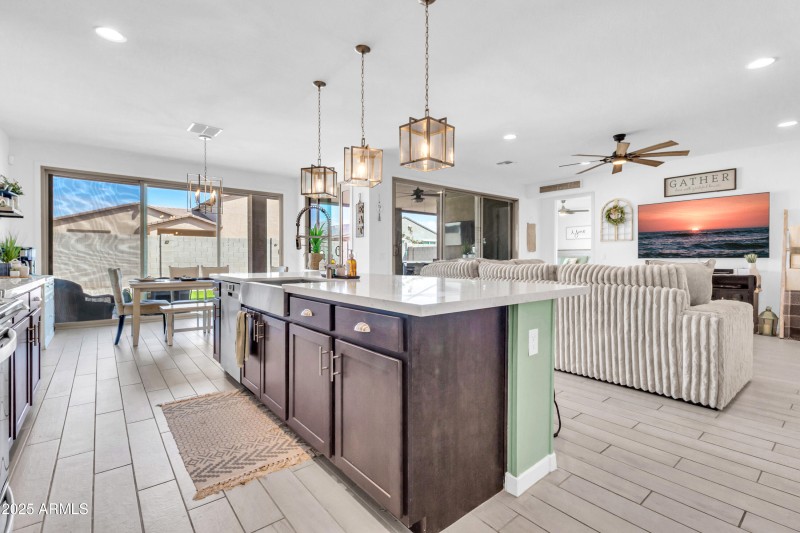 3314 E Jasmine Way-15