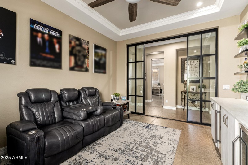 Entertainment Room/Formal Dining Room