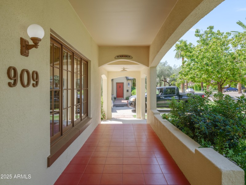 Veranda Entry